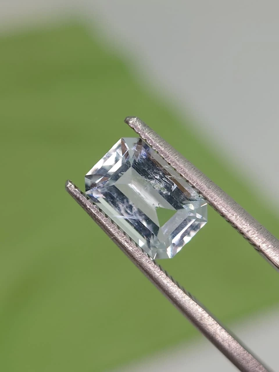 1.5ct Untreated Natural Aquamarine in Emerald Cut from Madgascar — view 5